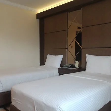 Hotel Pangrango 2-3